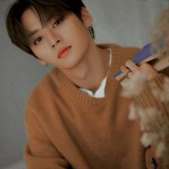 Meet your Posher, Halima - Picture 1 of 1